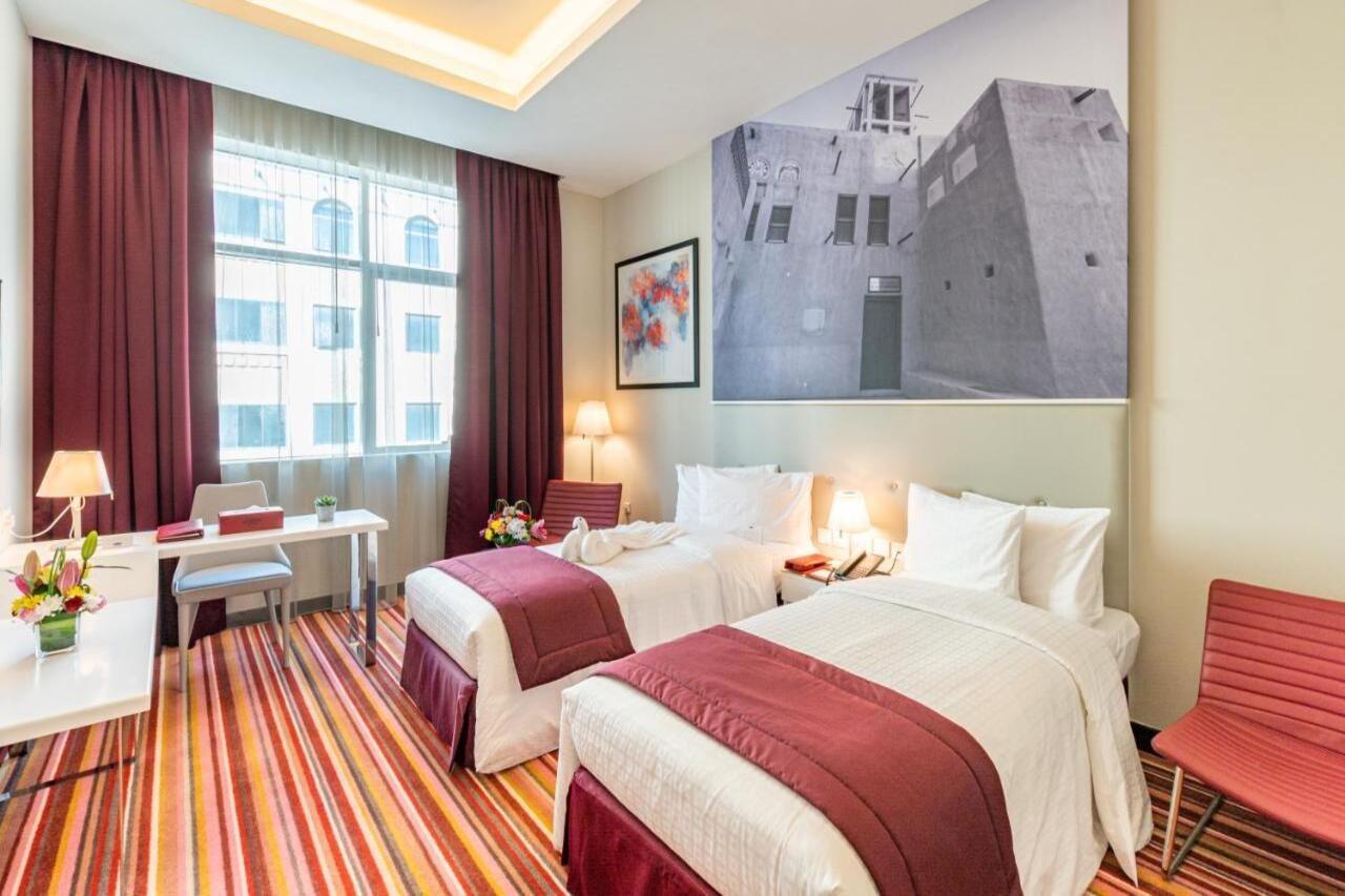 Gravity Hotel Abú Dhabí Exteriér fotografie